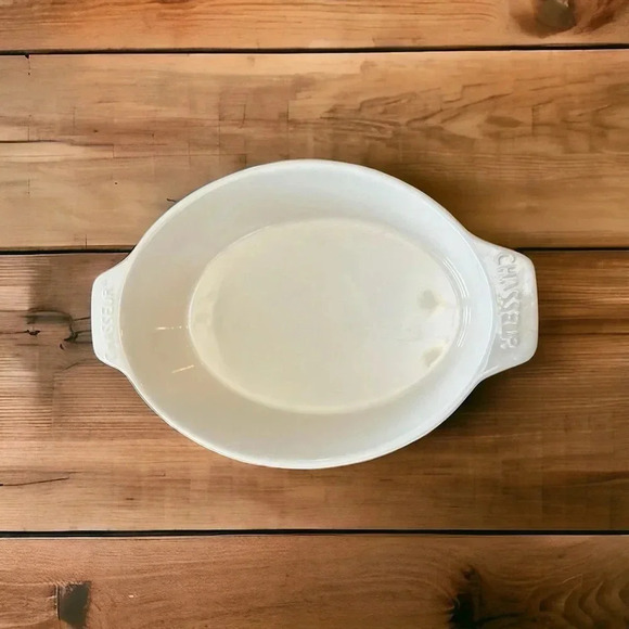 French Chasseur Large Matte Black and Ivory Ceramic Casserole Dish EUC - Picture 1 of 8